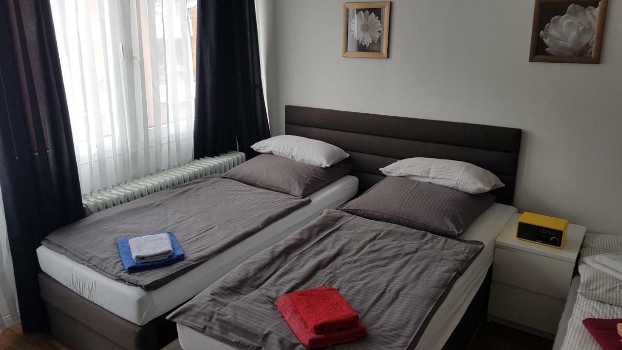 Sonniges Modernes Appartement Hoehenberg Cologne Exterior photo