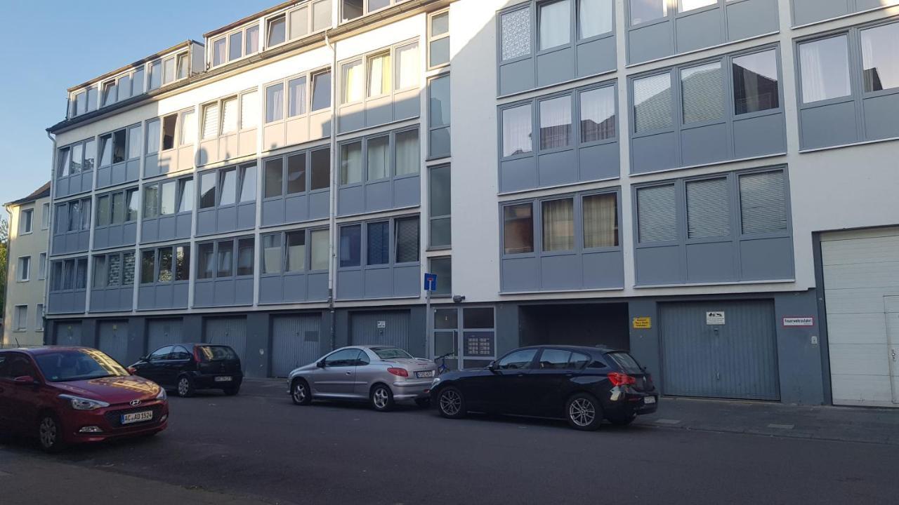 Sonniges Modernes Appartement Hoehenberg Cologne Exterior photo